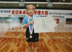 【伊藤美誠】幼少期が可愛い!母の特訓を経て中国OPで世界1の ...